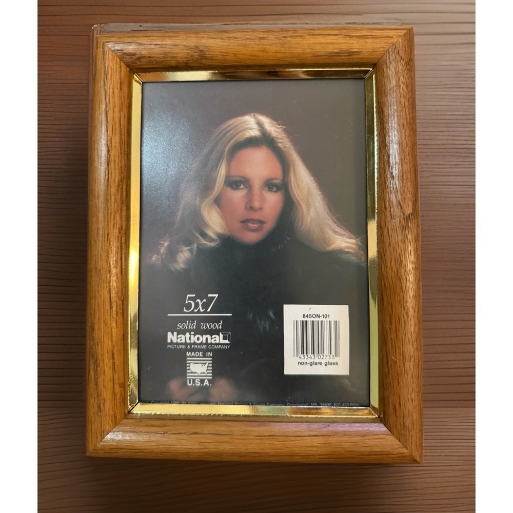 Vtg No-Glare Glass Solid Wood & Brass Trim National PICTURE & FRAME Co U.S.A.